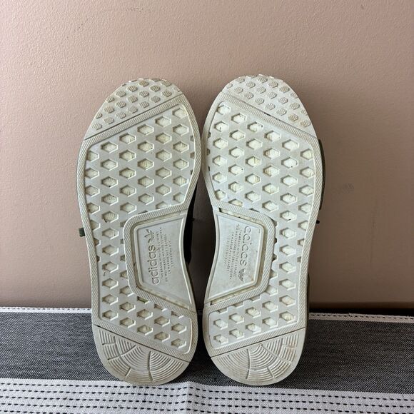 Adidas NMD R1 Green Camouflage Unisex Women’s Shoes Size 8.5-9 Men’s 7 - Picture 8 of 8